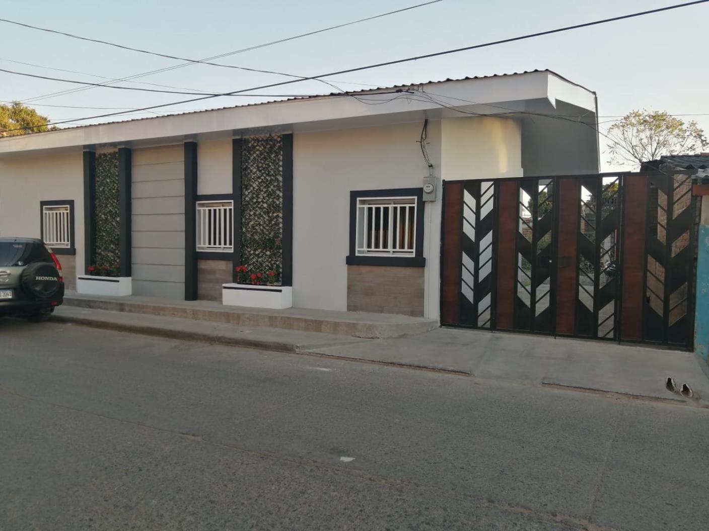 קומאיאגואה La Estancia מראה חיצוני תמונה